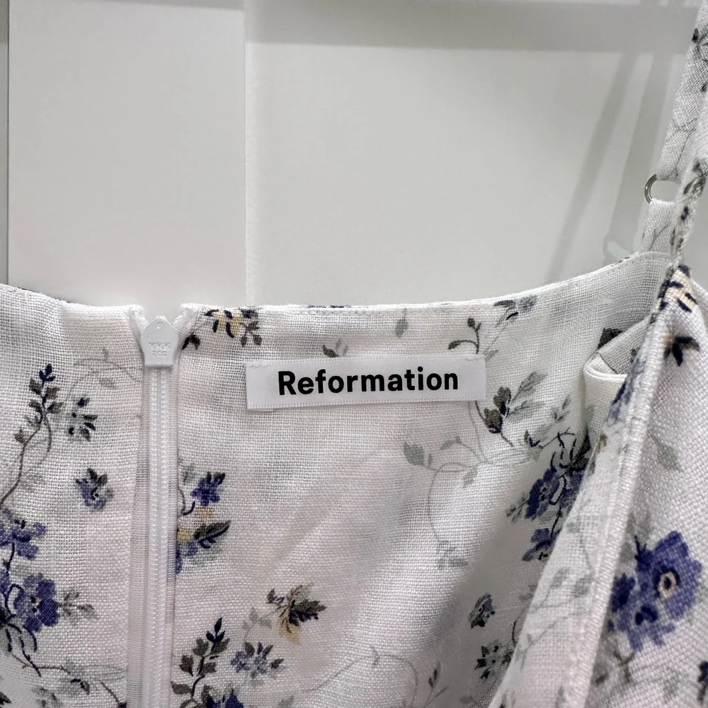 Reformation Mariana Dress In
Madeleine Floral Mini Dress Size 6 - Picture 5 of 7